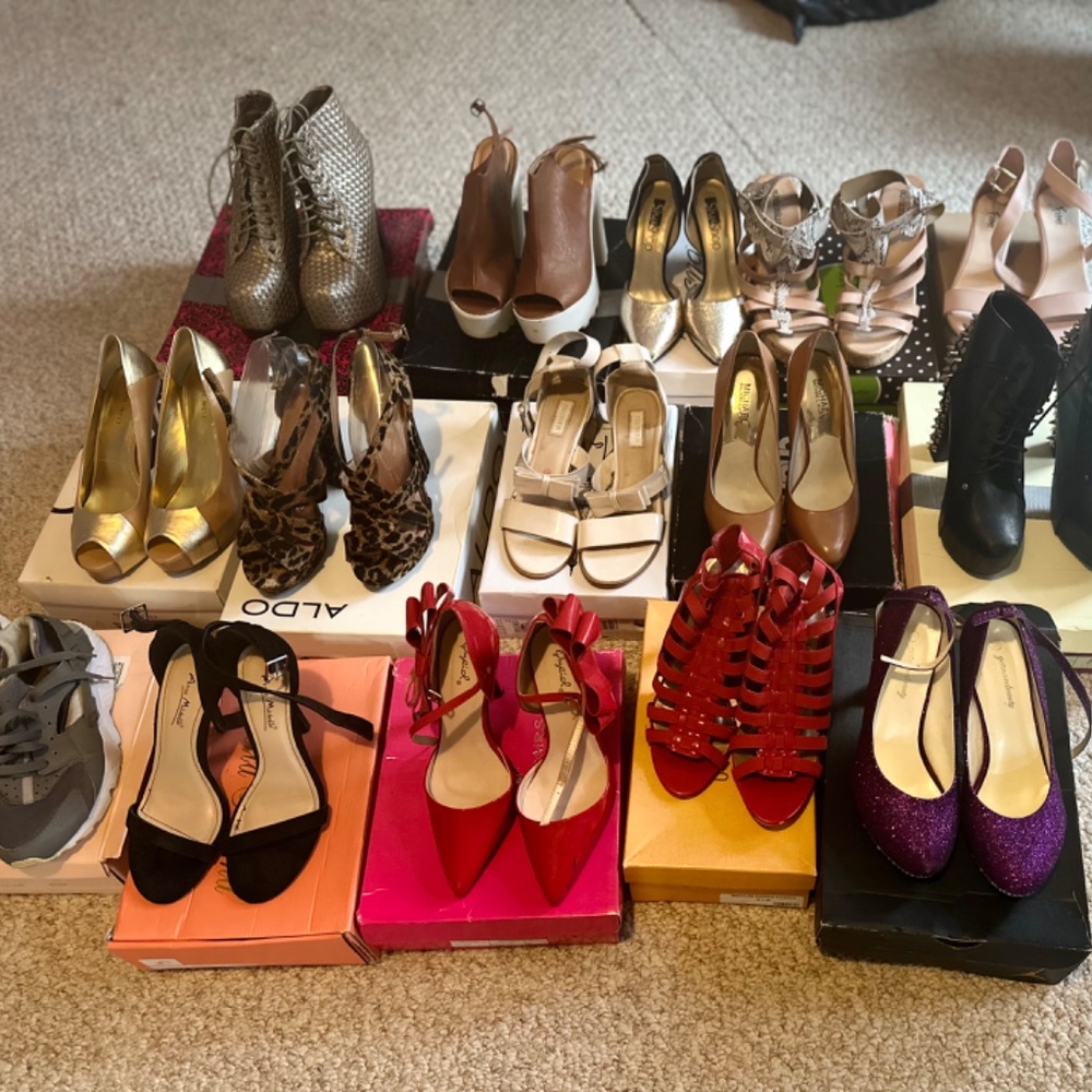 Shoes - Picture 6 of 6